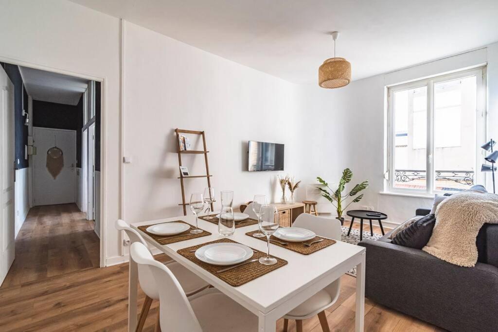 Le Cosy - 2 Chambres - Hyper Centre Reims Bagian luar foto