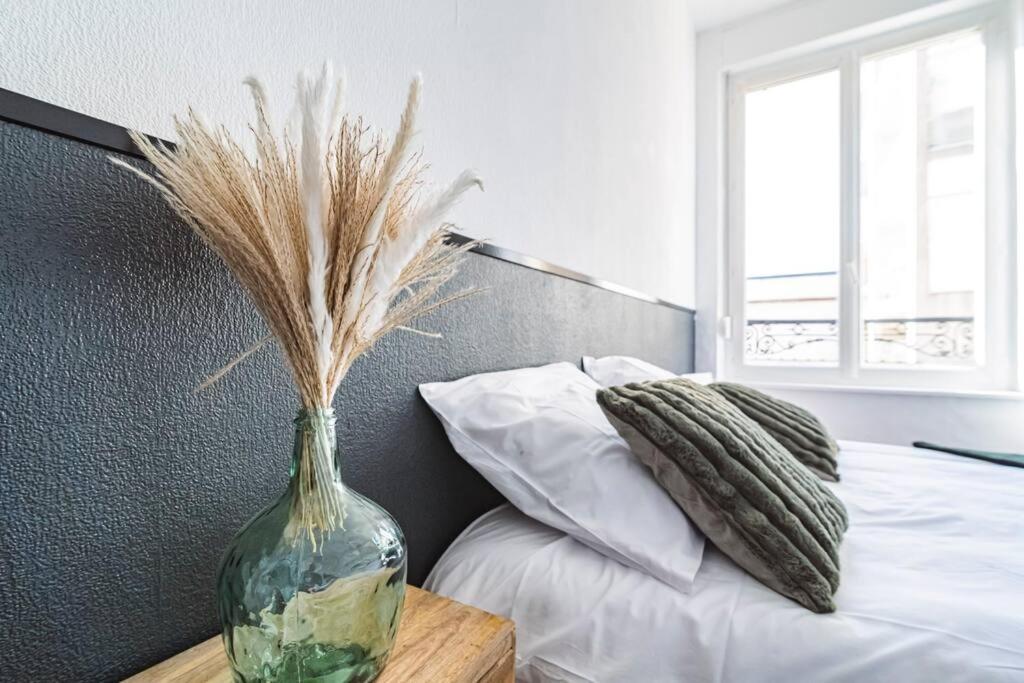 Le Cosy - 2 Chambres - Hyper Centre Reims Bagian luar foto